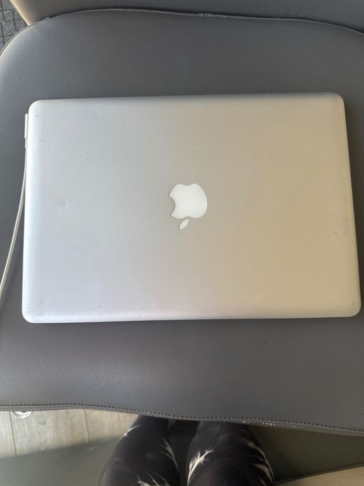 Mac Book Pro (13 inch, Early2012)