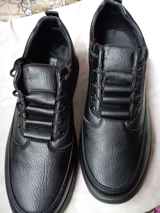 Зимняя новый кожаный красовка великан 46 размер.