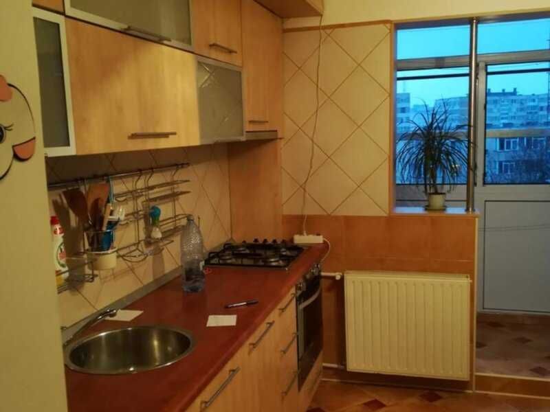 Inchiriere apartament 2 camere mobilat Metrou Aparartorii Patriei