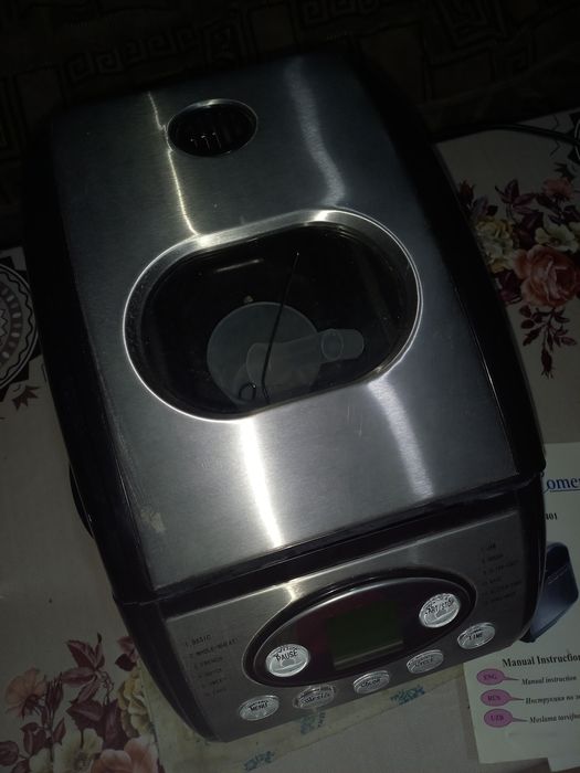 Электрическая хлебопечка