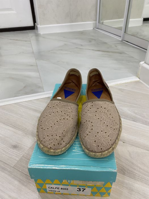 Летние сандалии