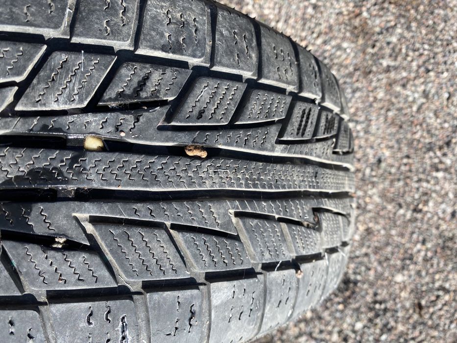 Продам диск с резиной 195/60 R 15