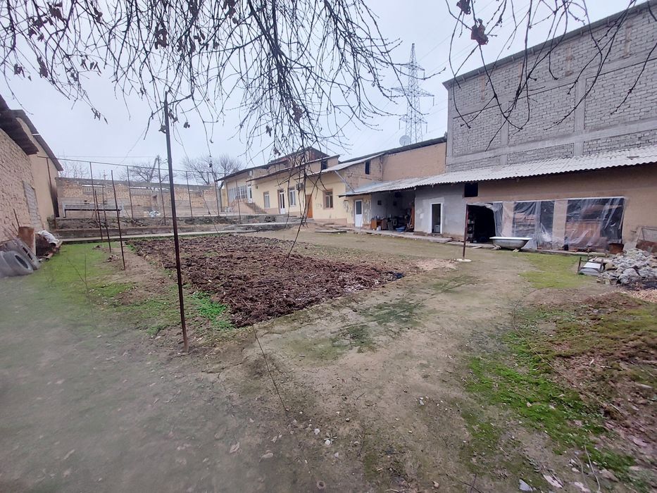 Srochni yer sotiladi!!!