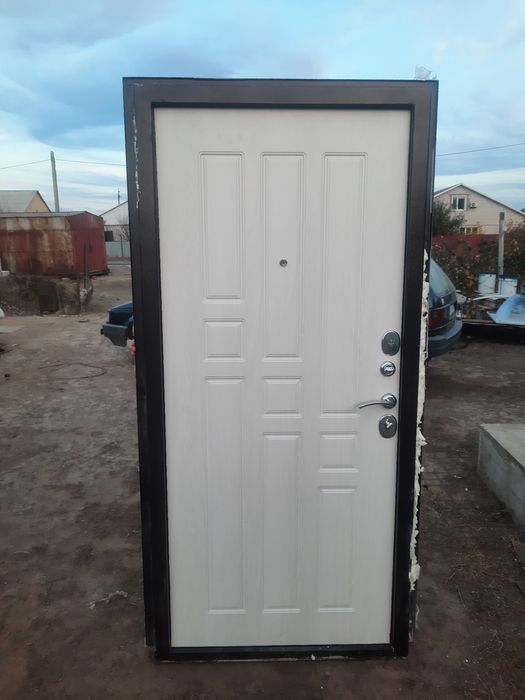 Продам металических двери. Новый