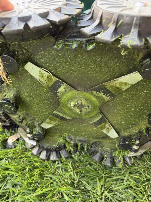 Ambrogio L60 Elite – Robot tuns gazon fără fir perimetral