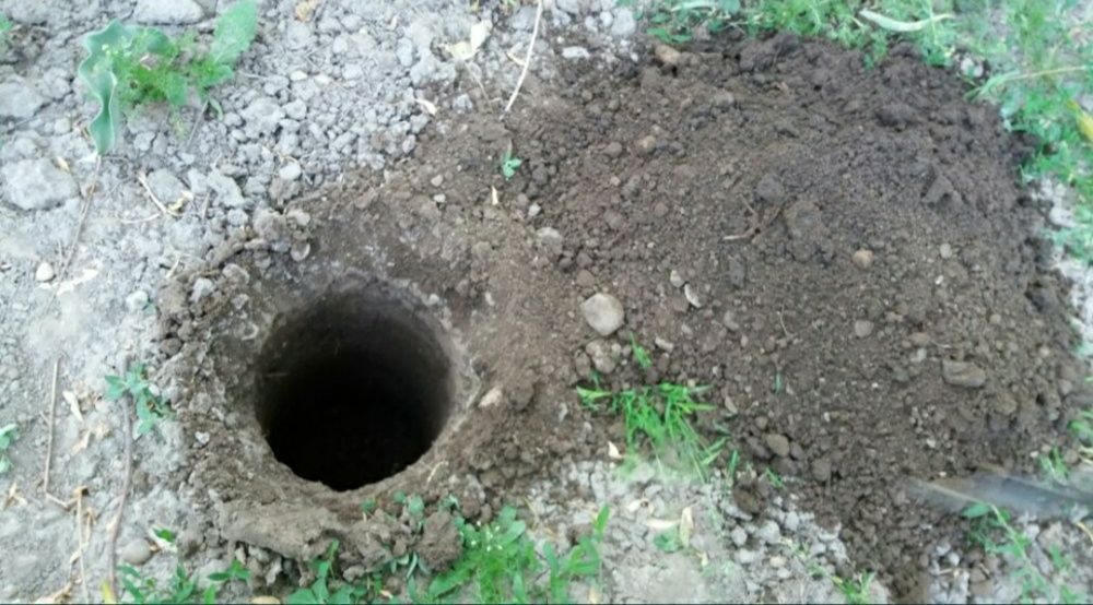 Burghiu manual pentru gropi în pământ reglabil cu discuri 20 cm