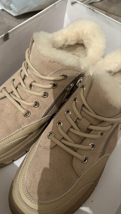 Сапоги с мехом беж