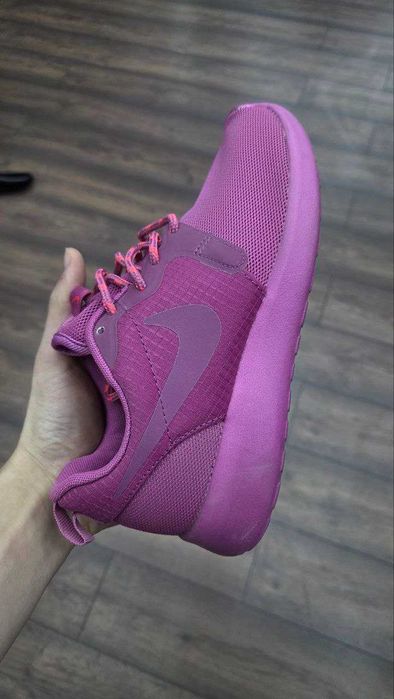 Обувь	Nike	Roshe Run	Purple	36	5000
