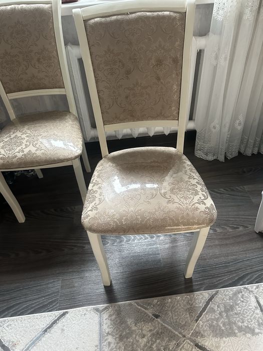 Продам стулья со спинкой