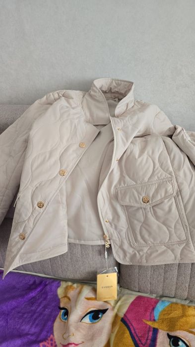 Продаётся куртка