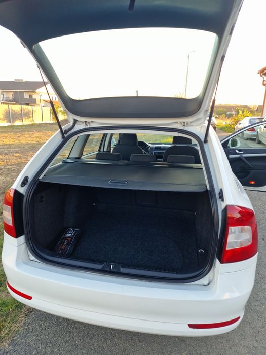 SKODA Octavia 2013 — imagine 5