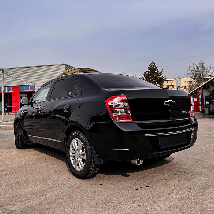 Chevrolet Cobalt 2023 (AT Black)