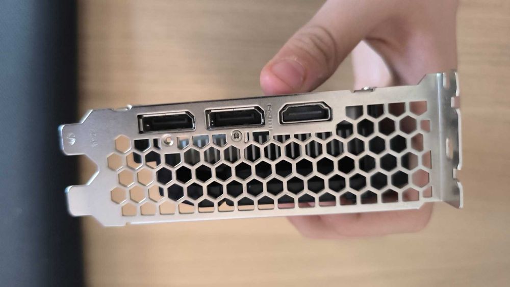 GTX 1650 за части (Неработеща)