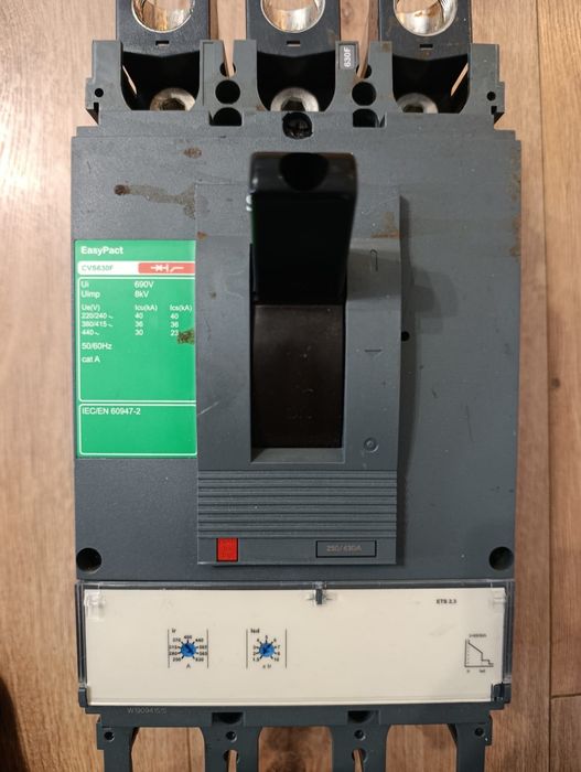 Автоматичен прекъсвач Schneider CVS250F/CVS400F/CVS100B/CVS630F