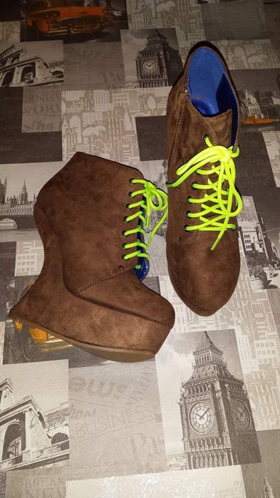 Разпродажба Спортни обувки кецове супер актуални