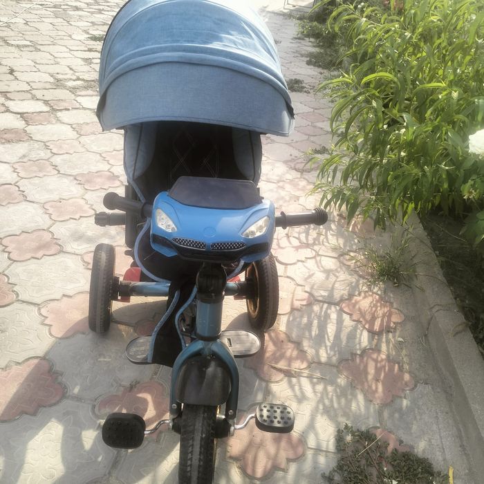 Трёхколёсный велосипед