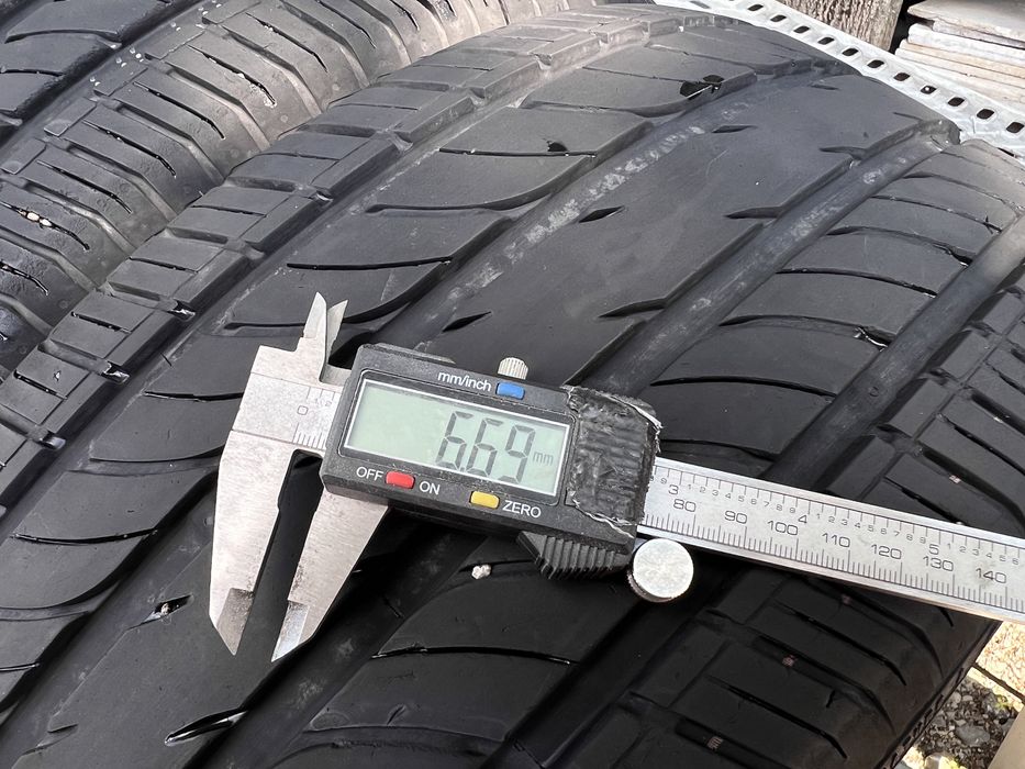 235/45/18 2 броя летни гуми Дот22 6.7мм