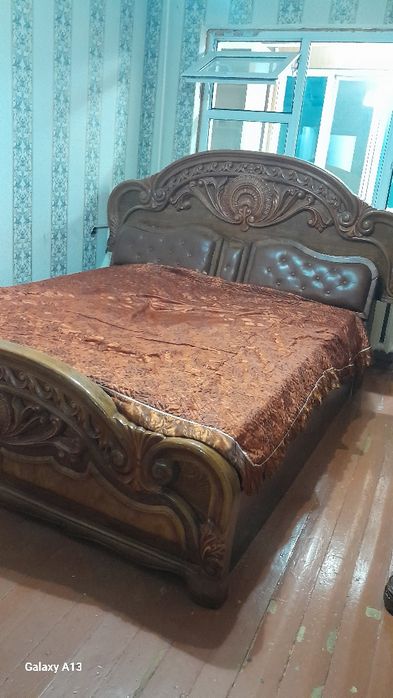 Срочно продам спальный диван.
