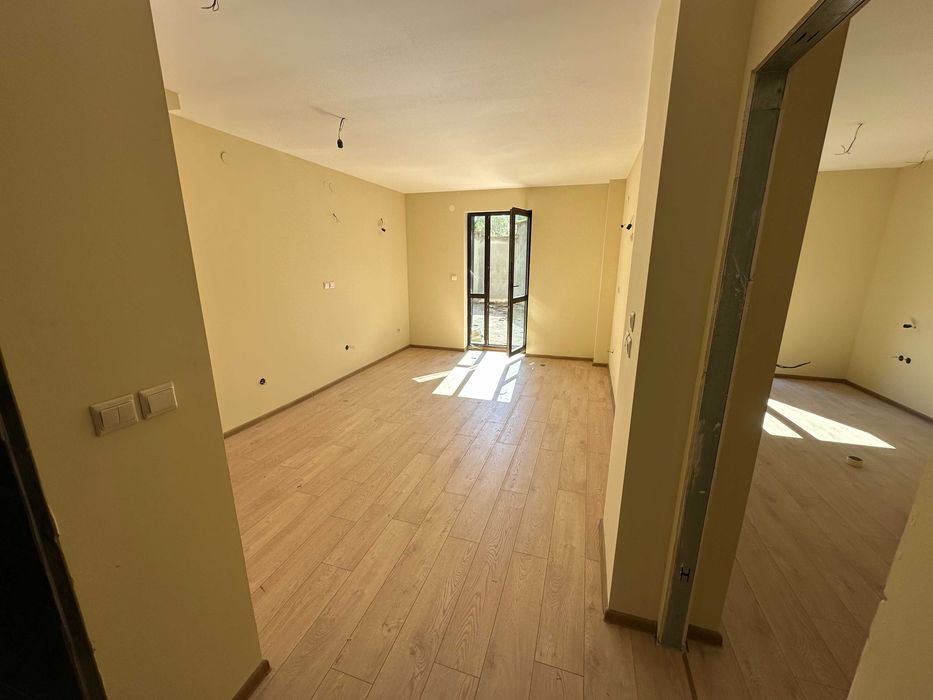 Продава се Двустаен апартамент в Банско - 70 кв.м за 815 €/кв.м - Снимка #1