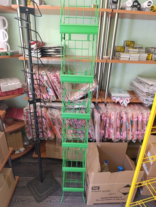 Стилажи за магазин