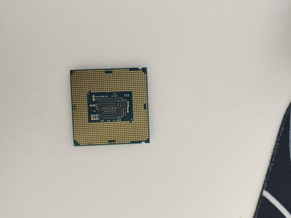 Intel core i7-6700k merge si la schimb