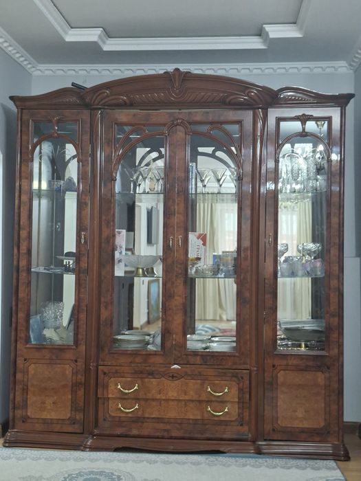 Продается шкаф 150.000