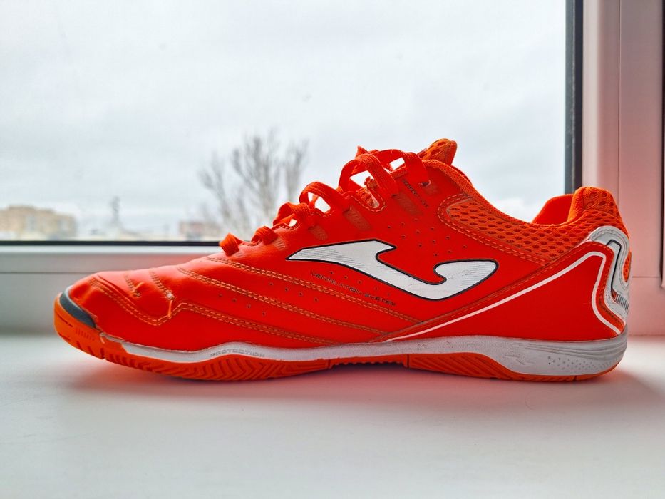 Футбольные бутся(футзалки)Joma maxima оригинал.