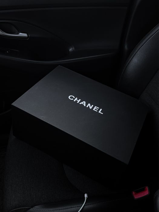 CHANEL 25 brown!
