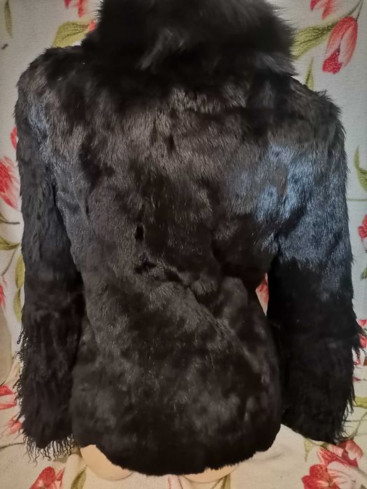 Кроличья женская шубка
