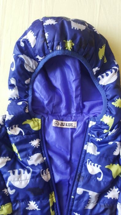 детско яке размер до 120 за 5-6години