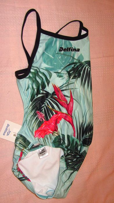 Delfina - НОВ цял бански open back - 26 размер/XS/152 см/12 г.