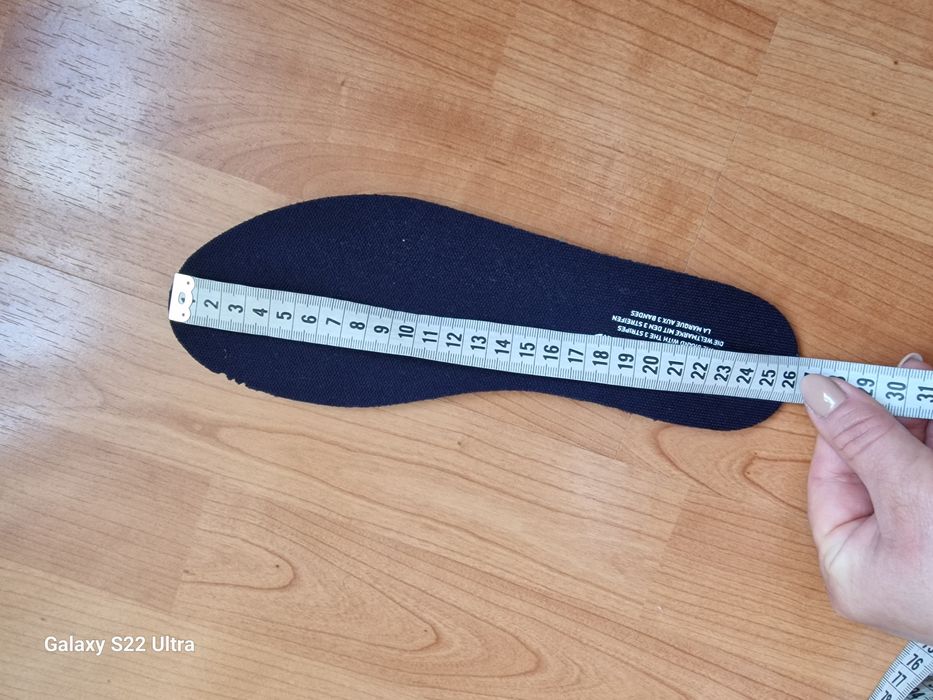 Маратонки Adidas