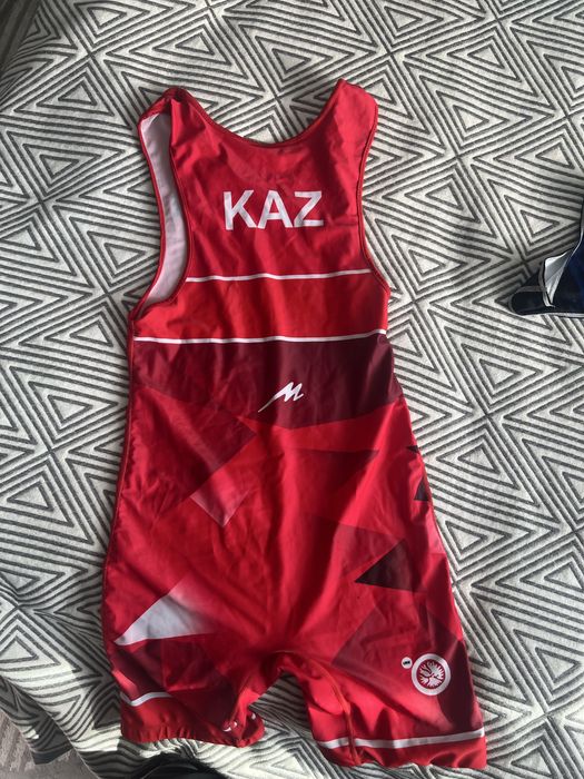 Продам Борцовки/Нательники