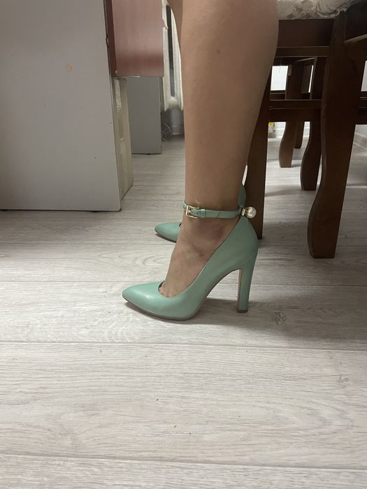 Туфли стильные на каблуках