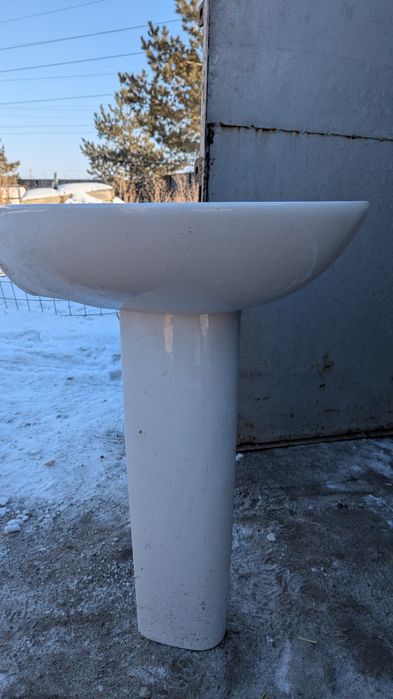 Раковина с пьедисталом  б/у