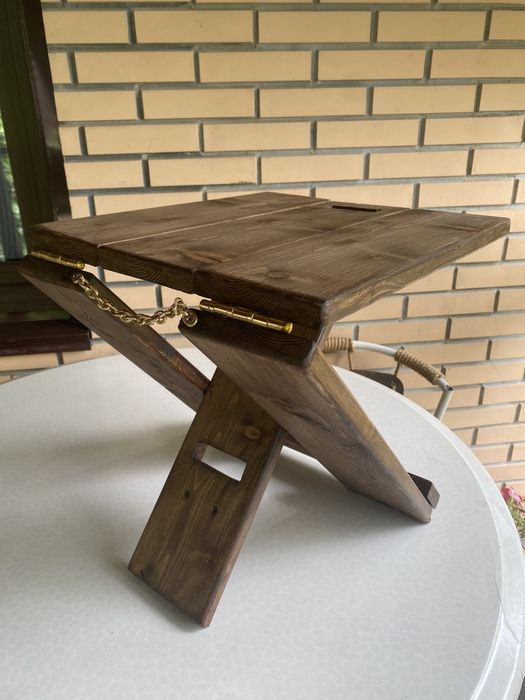 Складной стульчик