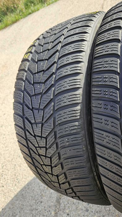 225/45 R18 • Iarna • Hankook Winter Icept evo 3 95V XL | 4 buc | DOT 2022 | Pret/buc