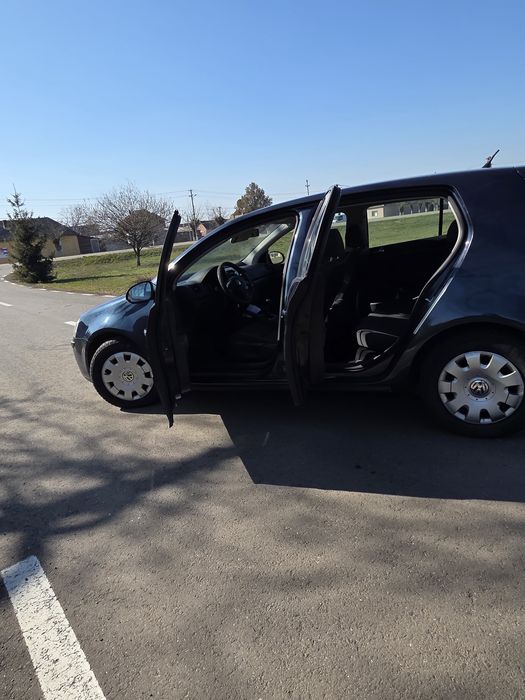 De vanzare Vw golf 5