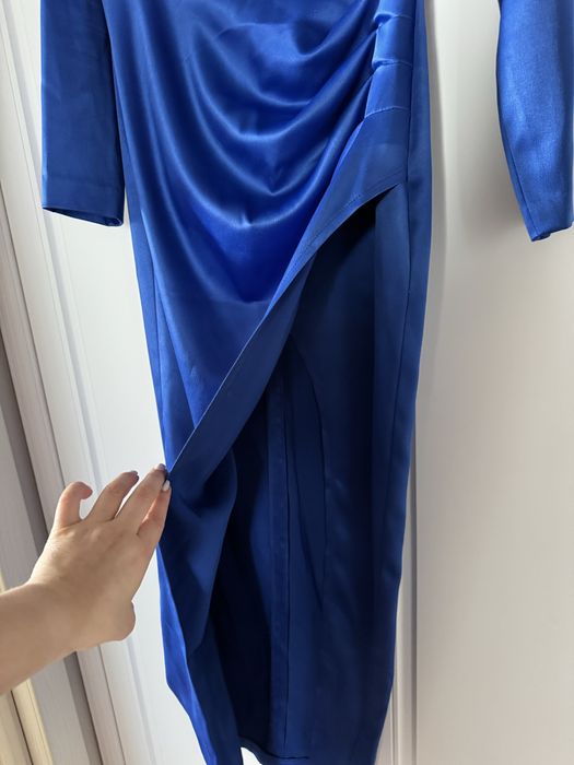 Платье вечернее