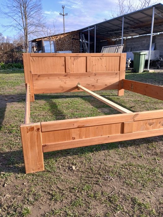 Pat dormitor din lemn masiv 1,8 m x 2m