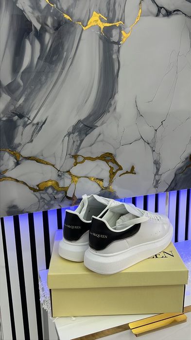 Alexander Mcqueen