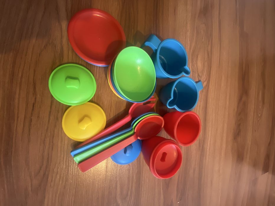 Продам посуды игрушечные