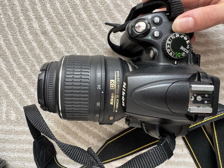 Продам фотоаппарат Nikon D5000