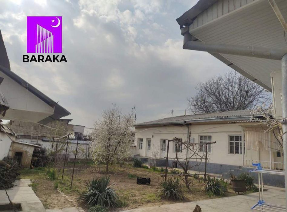 Xasanboy choynak-piola Choyxona tarafda 5-sotok Uchaska Sotiladi