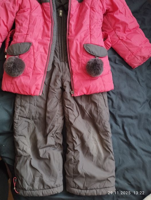 Продам комбинезон на девочку