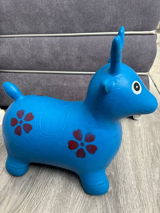 Продам игрушечного ослика