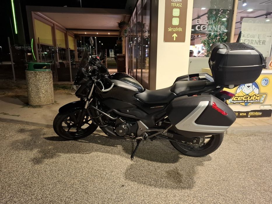 Vând motocicletă Honda