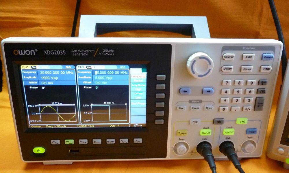 OWON XDG2035 generator frecventa semnale functii 2 canale de 35Mhz