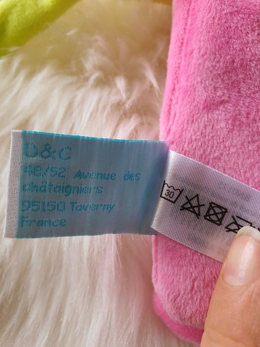 Coperta de carte din plus de la Baby Nat