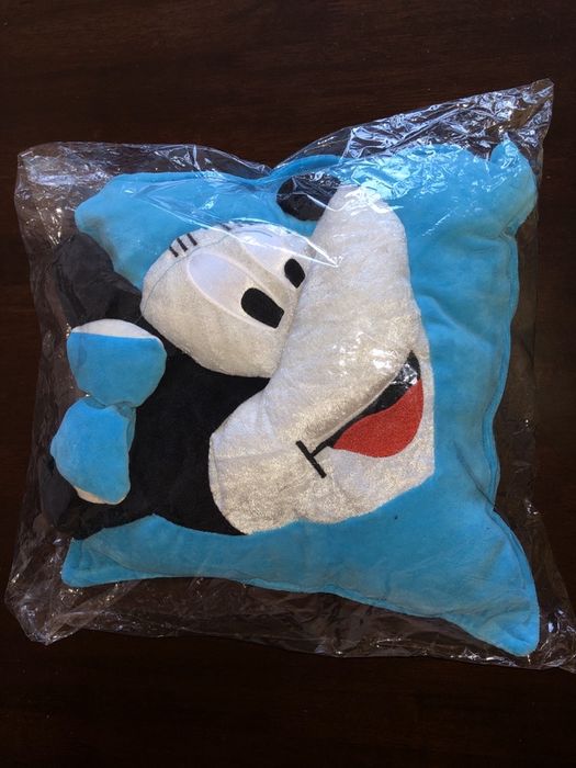 Mickey Mouse este un personaj de desene animate creat de către regizor